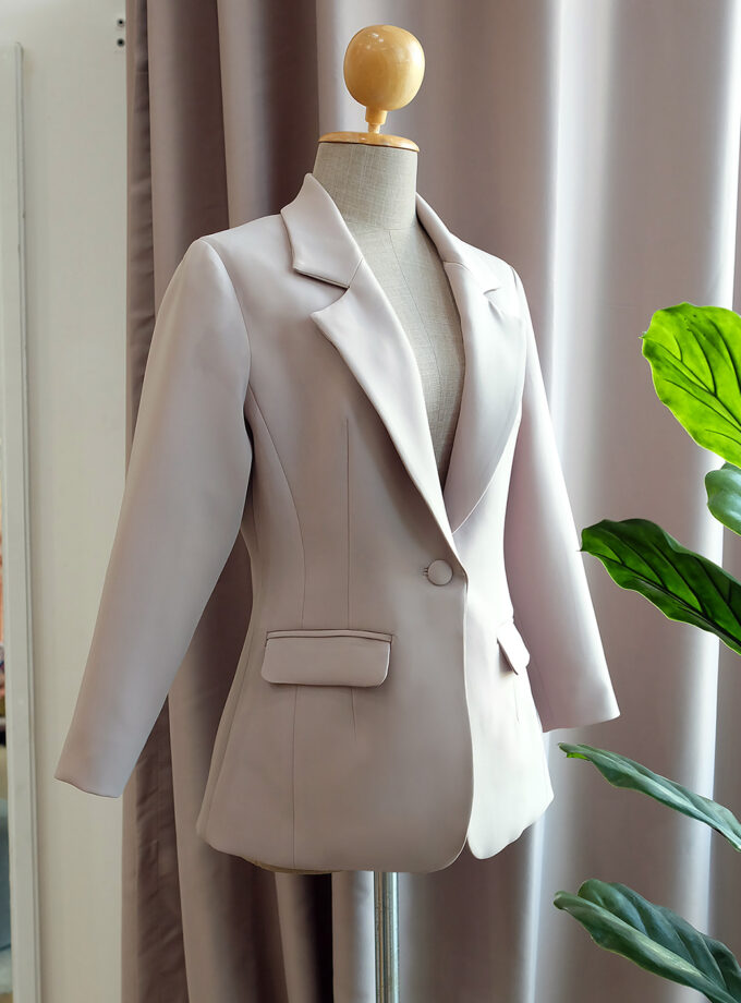 สูทผู้หญิงสั่งตัด